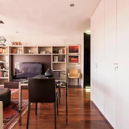 By Plaza De Espana Overlooking Parque Maria Luisa Апартаменты