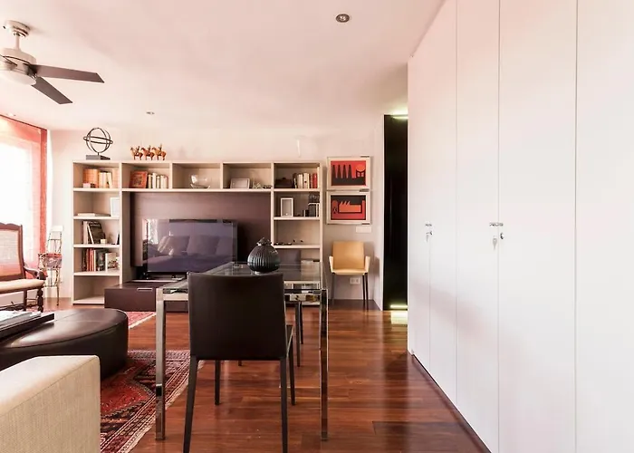 By Plaza De España Overlooking Parque María Luisa Apartamento