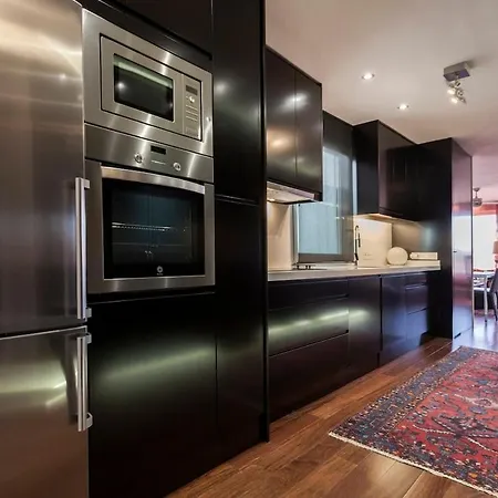 Apartment By Plaza De Espana Overlooking Parque Maria Luisa